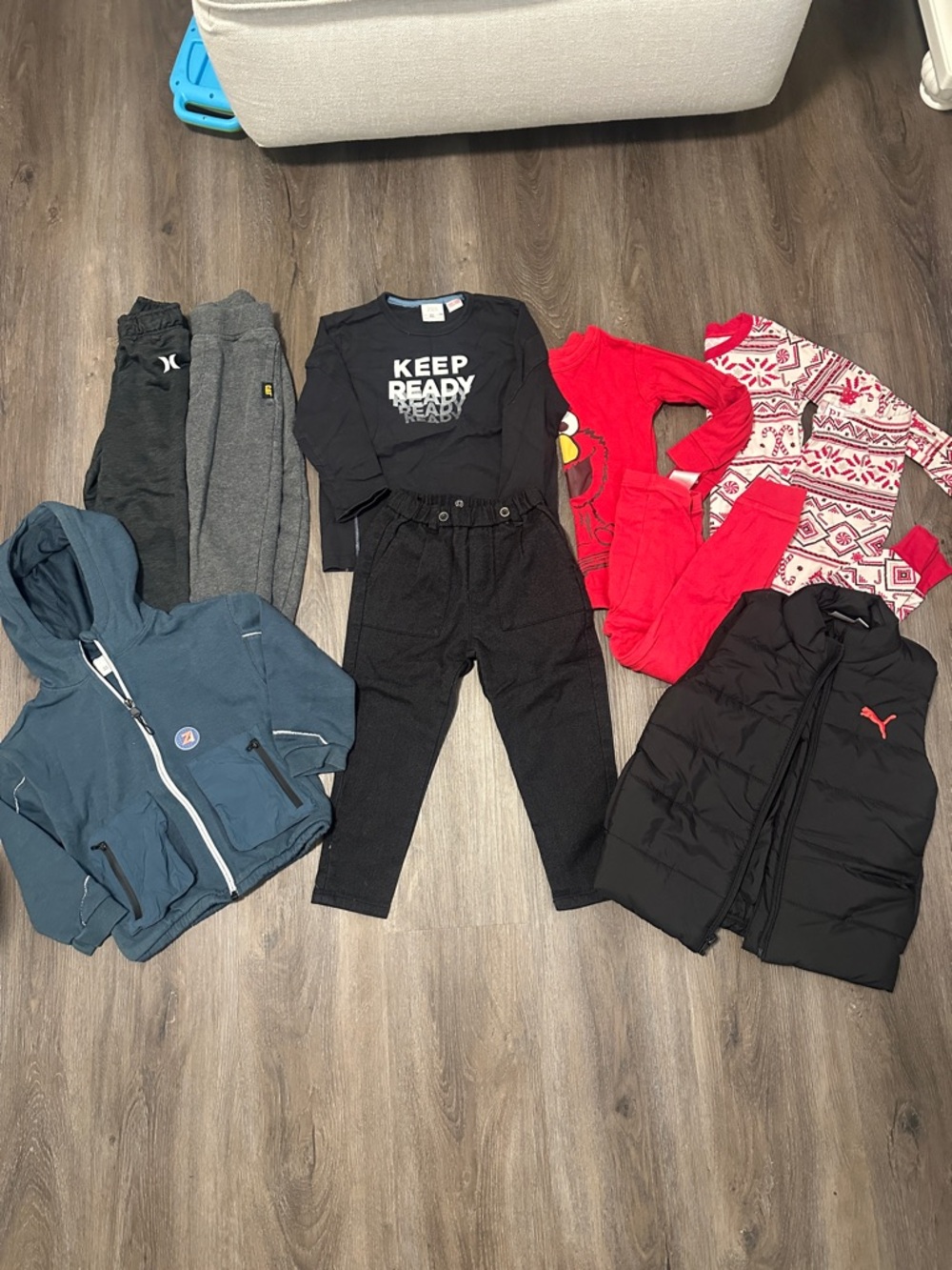 Boys Outfits Bundle size 4